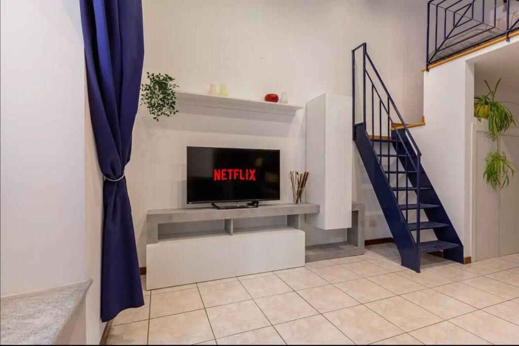 דירות מילאנו Luxury Loft On The Duomo Wifi & Netflix מראה חיצוני תמונה